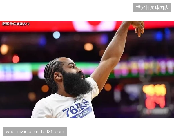 汉尼拔·梅布里的高侵略性踢法或增加伤病风险与体能消耗。